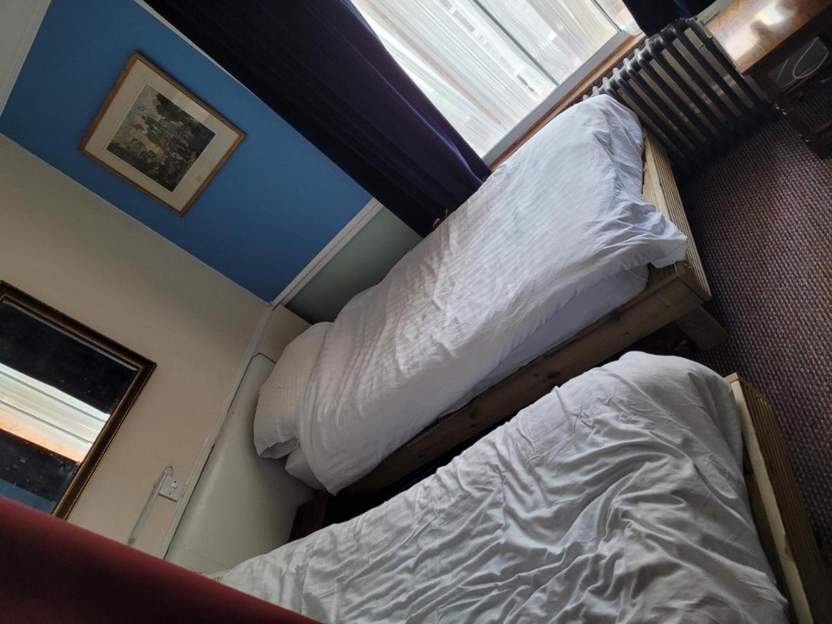 Les Fleurs Accommodation 多佛尔 外观 照片